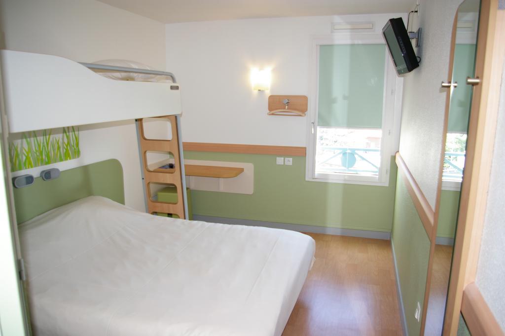 Ibis Budget Lyon Caluire Cite Internationale Room photo